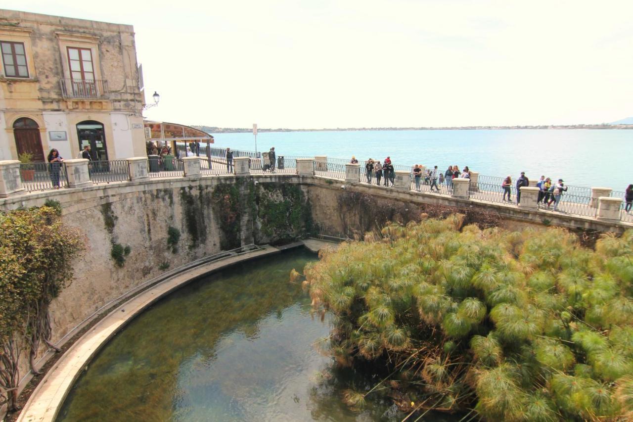 Casa Al Teatro Διαμέρισμα Συρακούσες Εξωτερικό φωτογραφία